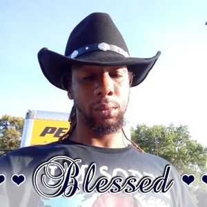 Meet your Posher, Kahlil